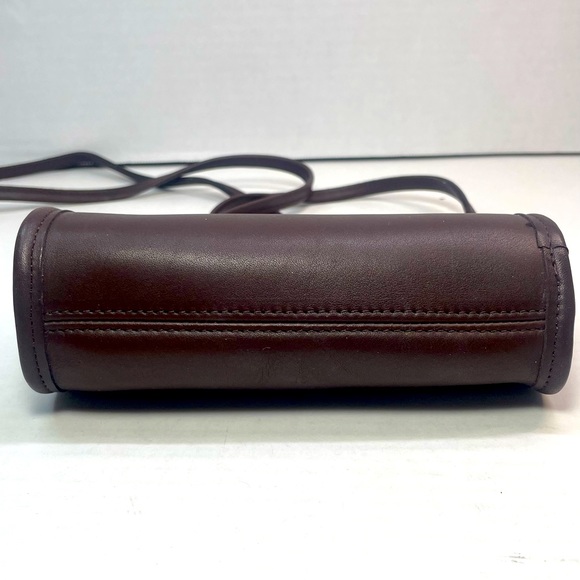 Rare Vintage Mahogany Coach Disco Crossbody Near Mint PRICE FIRM NWOT - Picture 4 of 16